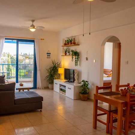 Ron'S Pergola Apartment Пафос Экстерьер фото